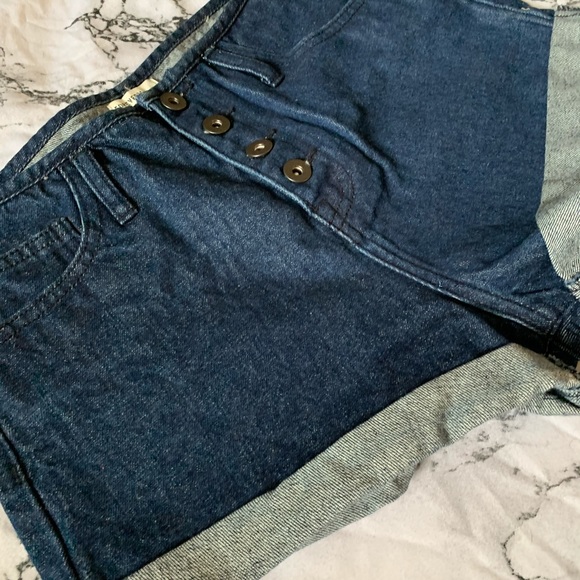 NWT Forever 21 High Waist Denim Shorts - Picture 3 of 6